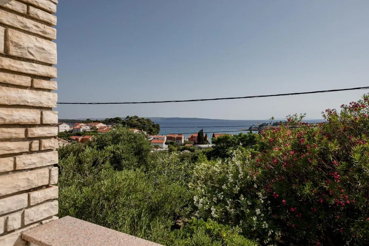 בית הארחה Apartments Mladenka In Banjol