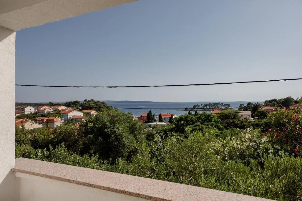 Apartments Mladenka In Banjol 0*,  Croatia